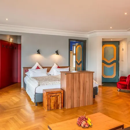 See-lodge Daire *