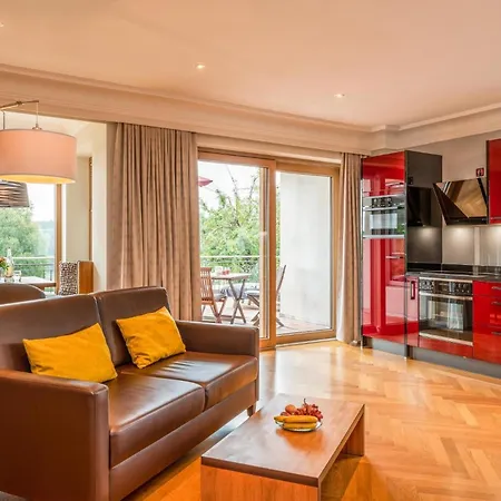 Daire See-lodge